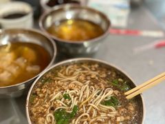 -正宗杨记普洱酸醋米线(总店)