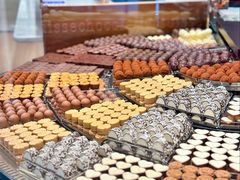 -Laderach 莱德拉(上海环贸iapm店)