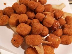 -新大咀港式茶餐厅(宝山万达店)