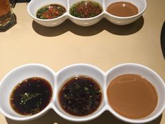 -余欢领鲜火锅(新街口店)