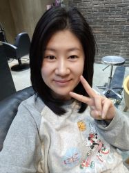 -韩国李知恩形象设计