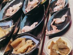 -新艺自助美食城(中山路店)
