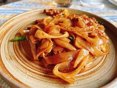 泰式牛肉芥兰炒河粉-食肆&Fourteen(武林夜市店)