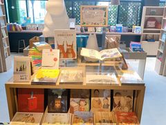 -光海书局(南京东路第一百货店)