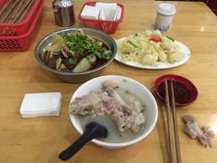 -雷祖芳老妈蹄花店