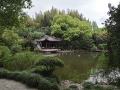 -汇龙潭