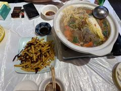 -霄汉牛三鲜湖北砂锅菜(万松园2店)
