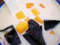 芒果椰汁仙草冻-五条人糖水铺(武林总店)