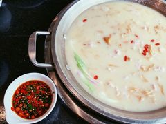 -老来福·非遗酸汤兔(凯旋路店)