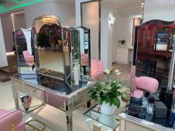 -BULB STUDIO 巴柏明星发型工作室