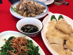 -侬佳蒸菜馆(听潮店)
