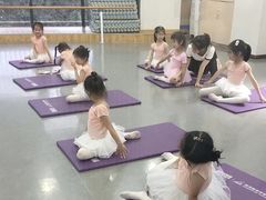 -刘诗昆艺术学校(一品天下校区)
