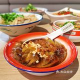 人均50+的跷脚牛肉馆，好吃到跳脚！