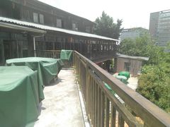 -鲤鱼塘农家山庄