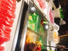 四宫格火锅-海底捞火锅(公益西桥店)