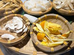 -菌彩云南野生菌火锅(万达广场店)