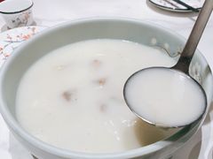 黄豆排骨汤-梅飞酒家(名辉豪庭店)