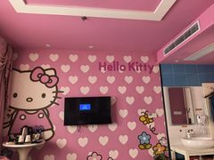-艺漫酒店(苏州寒山寺狮山路地铁站店)