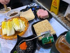 -鲜入围煮花胶鸡海鲜火锅