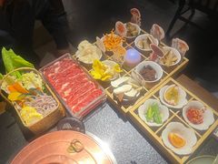 -菌自由丨野生菌火锅特色庭院餐厅(丽江古城店)