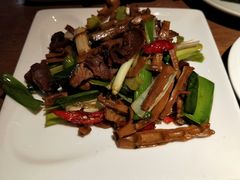 -黑鸡小馆(金源店)