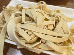 -丹水桥地锅鱼·翘嘴鲌·地方特色全鱼宴(丹江口大坝店)