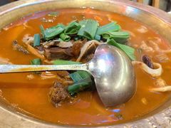 -霄汉牛三鲜湖北砂锅菜(万松园2店)