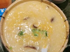 -喝丢一只鞋海鲜烧烤·海肠捞饭(市场店)