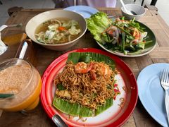 -Kat's Kitchen