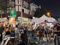 -周日夜市