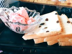 吐司遇上冰淇淋-牛道精致烤肉(海安店)