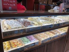 面包甜点陈列柜-稻香村(文殊院旗舰店)