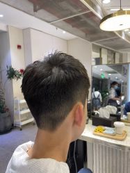 -PE SALON