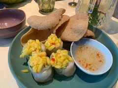 香芒米纸大虾卷-蕉叶·广州明星泰国菜(黑金冠保利广场店)