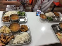 -上海市工商外国语学校