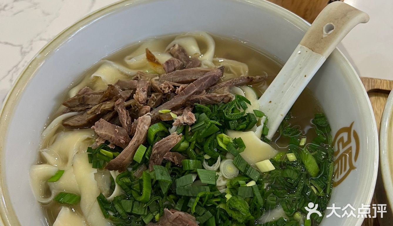 9.9元手撕牛肉面，味道让人惊喜！
