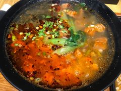 -八月美食小馆(银泰城总店)