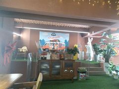 -Dragon Pizza•圆脸龙披萨·牛排餐厅