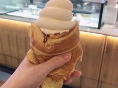 鱼饼冰淇淋-高力乐面包咖啡厅(西塔店)