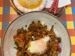 -万能料理屋(钟鼓岭路店)