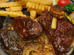 -香港新发烧腊茶餐厅(水围店)