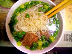 -牛壹品牛肉拉面(东风路店)