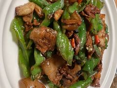辣椒炒肉-胡家大厨(西三庄店)