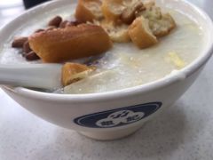 艇仔粥-银记肠粉(文昌北路店)