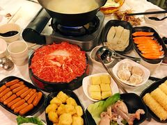 -鲜入围煮花胶鸡海鲜火锅