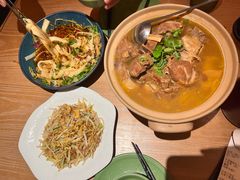 -耶里夏丽·丝路国际·新疆餐厅(浦东区东方路店)