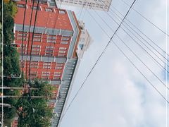 -上海市惠民中学