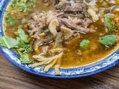 -白老大羊杂碎稍麦