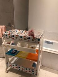 -玥奢国际母婴护理中心(滨江宝龙店)