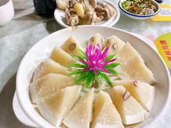 -范饭椰林川湘味海鲜·椰子鸡(三亚湾椰梦长廊店)
